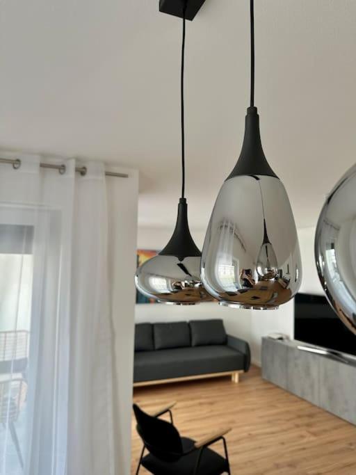 Amao-Pearl I Comfort Suite I 94Qm I Kingsize-Bett I Exklusiv Mit Balkon & Tiefgarage I Aufzug Offenburg Eksteriør bilde