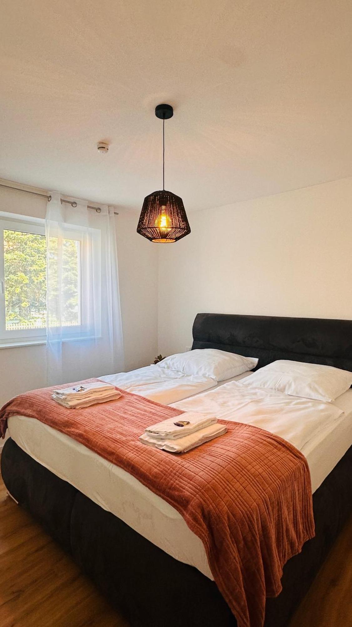 Amao-Pearl I Comfort Suite I 94Qm I Kingsize-Bett I Exklusiv Mit Balkon & Tiefgarage I Aufzug Offenburg Eksteriør bilde